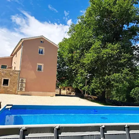 Casa Quieto Villa *