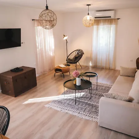Casa Quieto Villa *